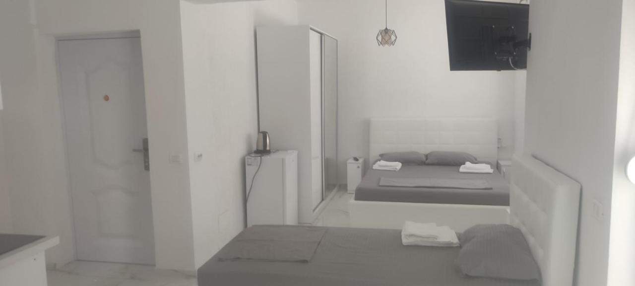 Golem Apartment * Golem